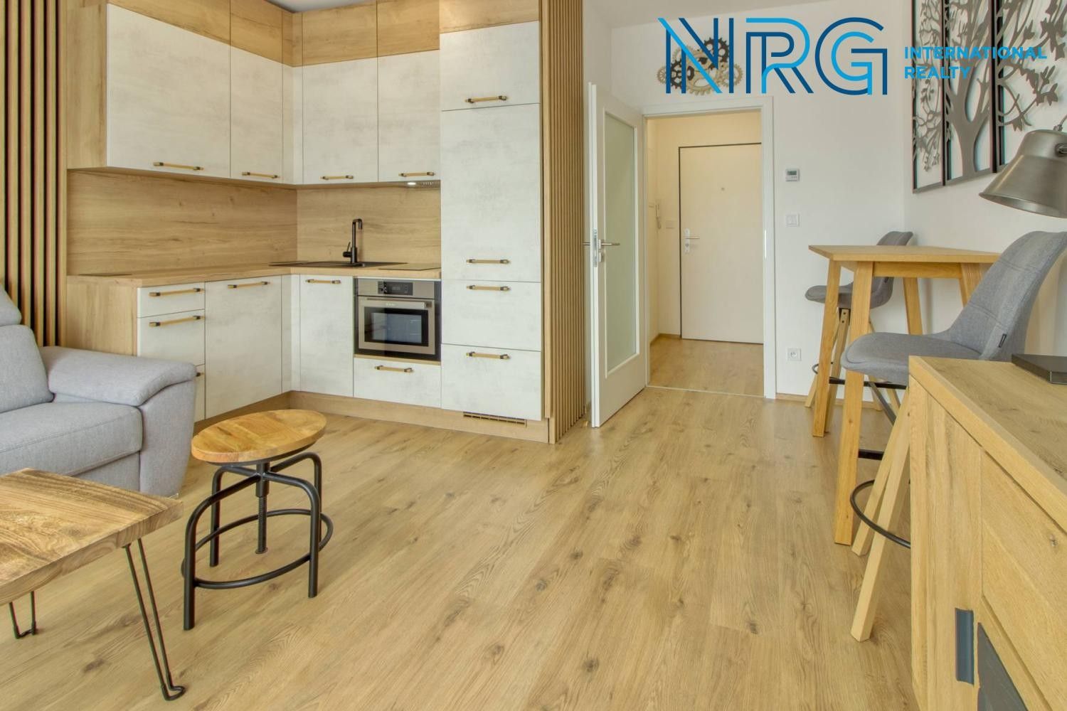Pronájem byt 1+kk - Formanská,Újezd u Průhonic,Praha, 26 m²