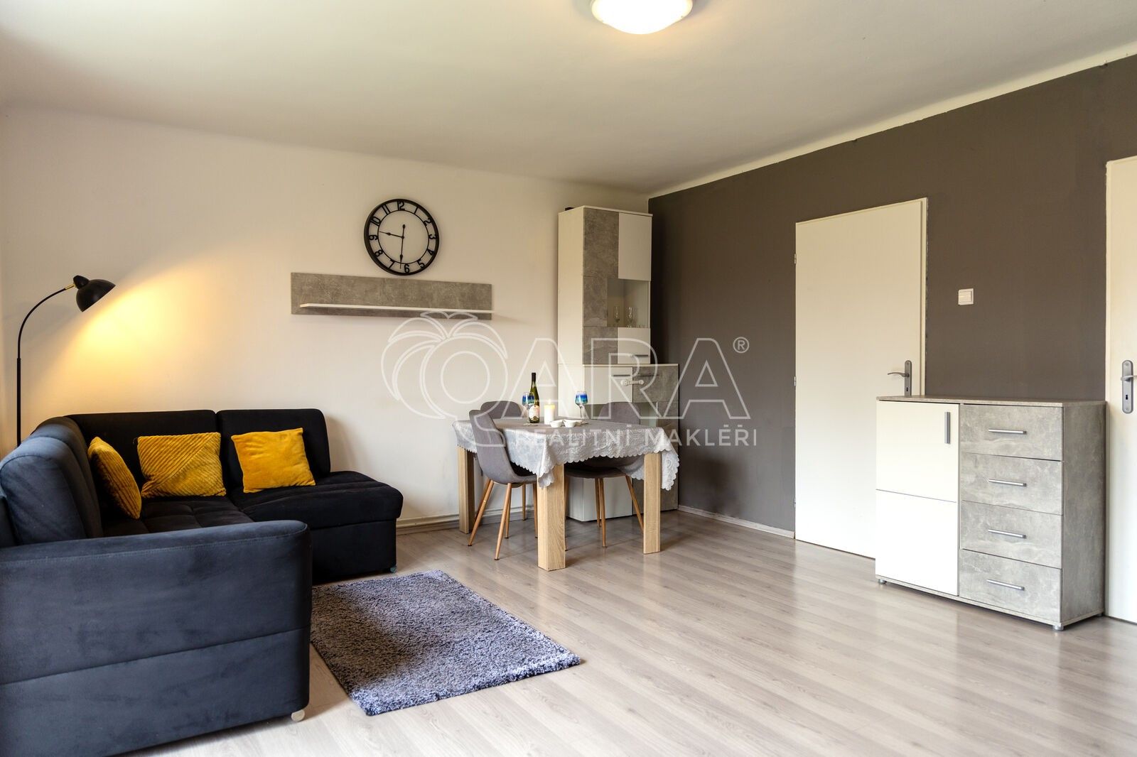 Prodej byt 3+1 - Chrást nad Sázavou, Týnec nad Sázavou, 70 m²