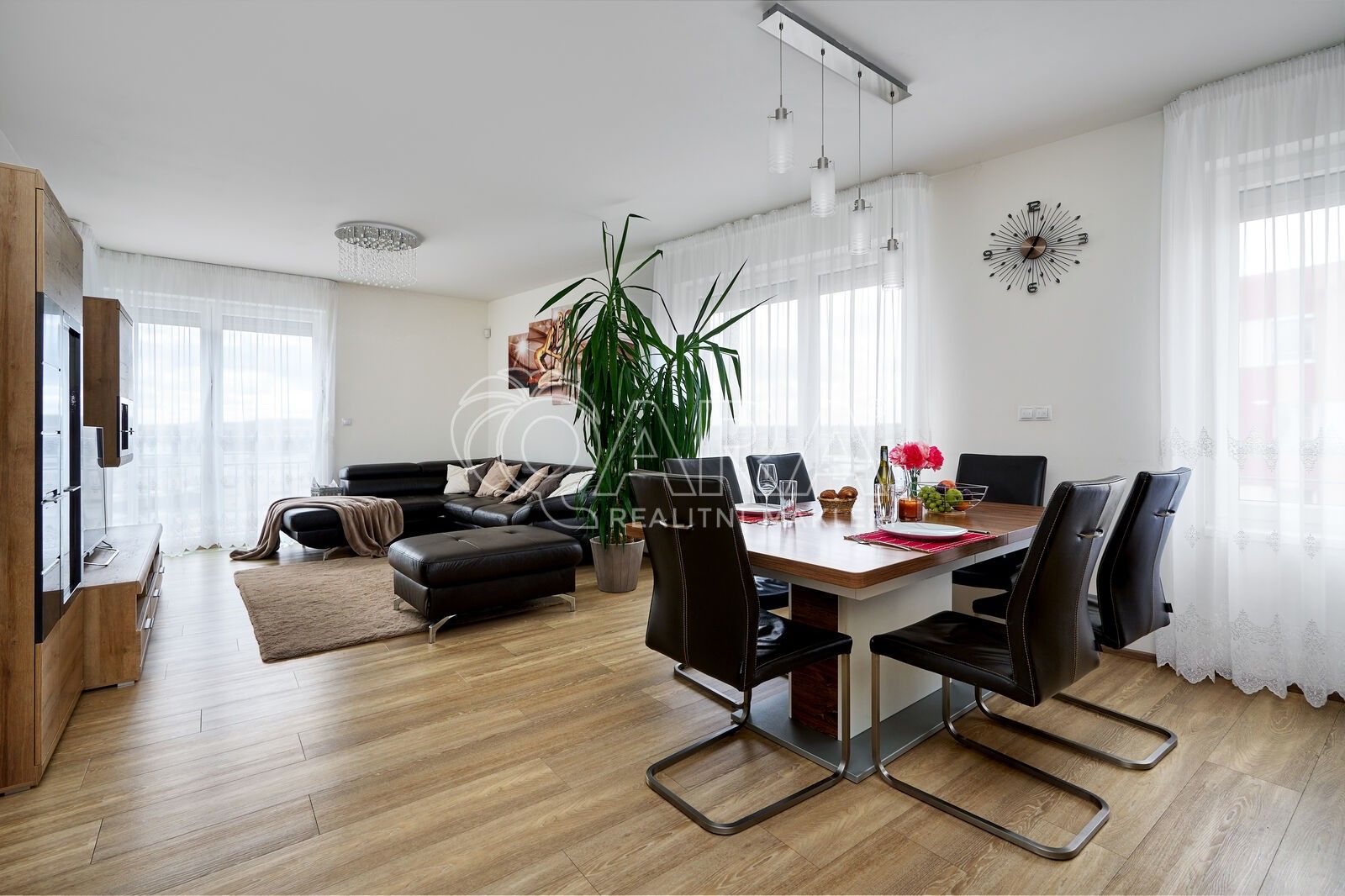 4+kk, Toufarova, Praha, 117 m²