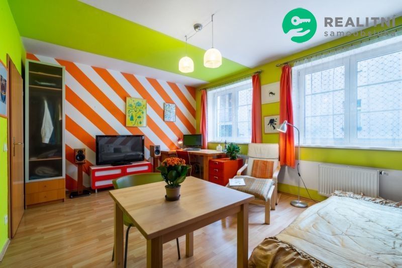 Prodej byt - Praha, 180 00, 32 m²