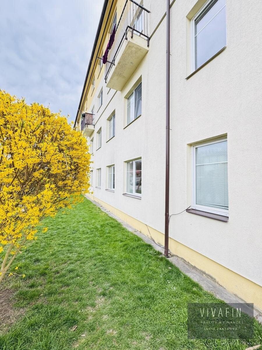 1+1, Milovice nad Labem, 289 24
