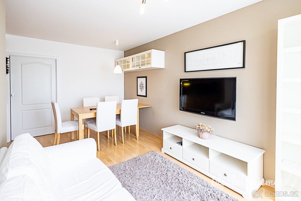 4+kk, Praha, 190 11, 68 m²