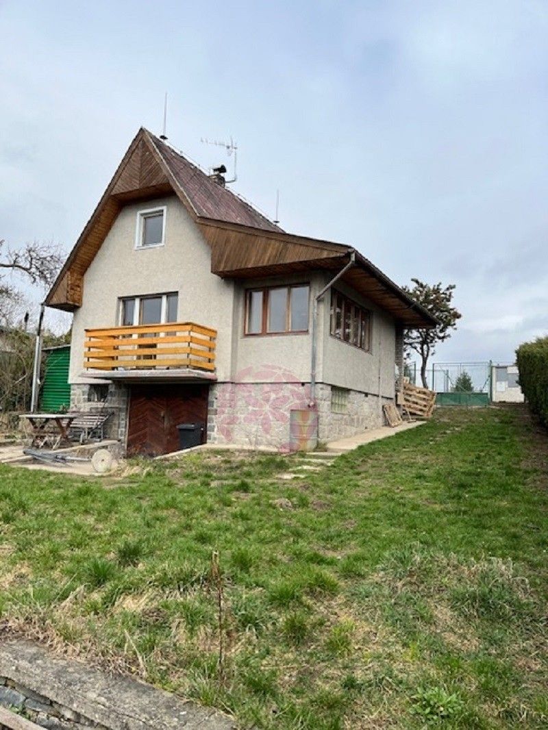 Chaty, Na Vrchách, Mirošovice, 80 m²