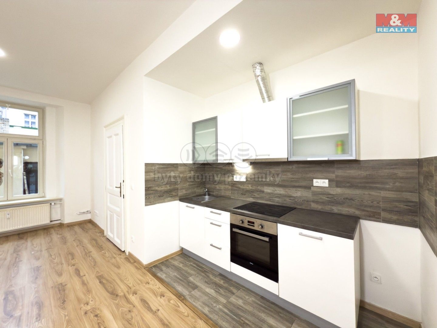 Prodej byt 1+1 - Oldřichova, Praha, 49 m²