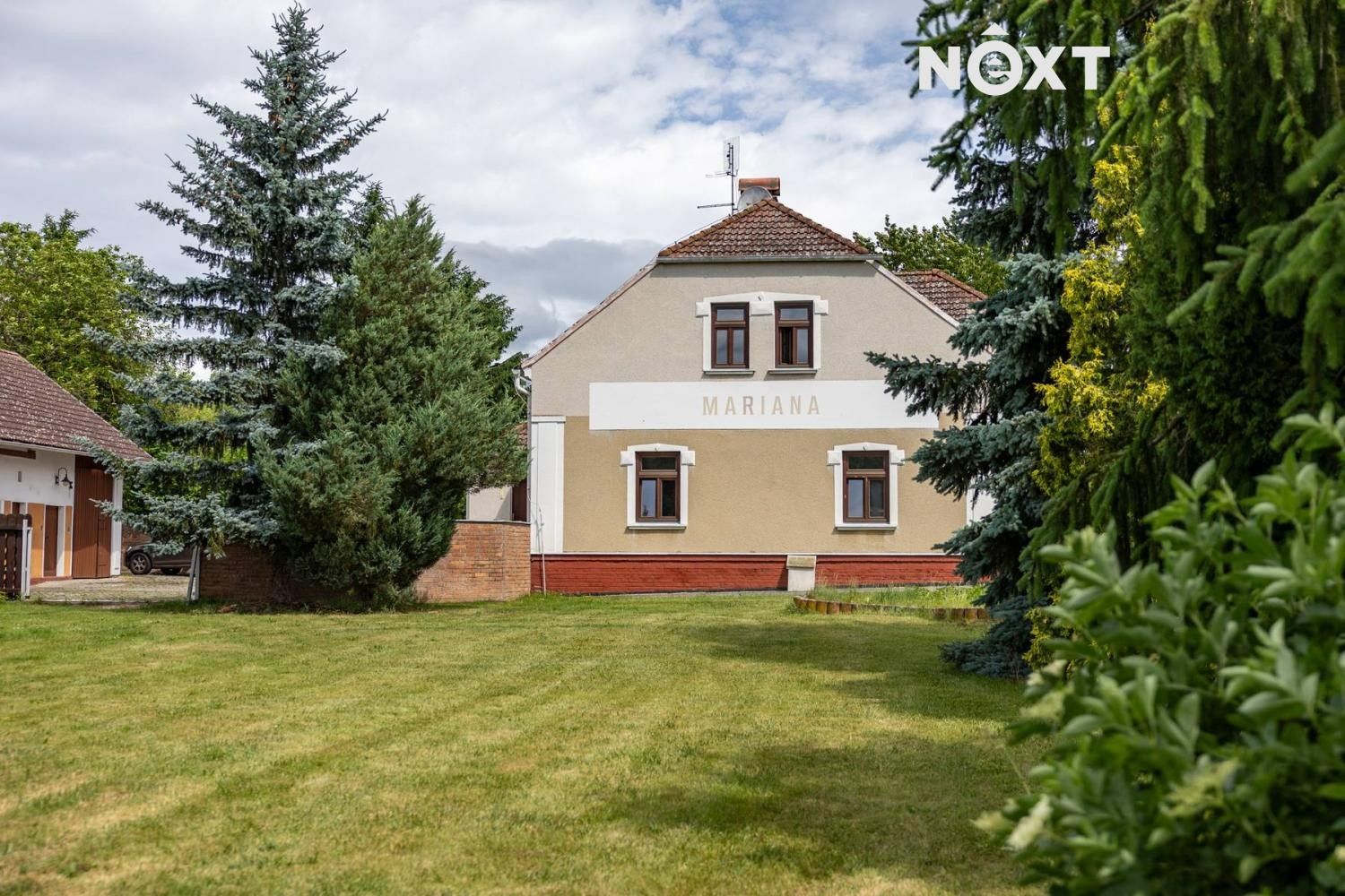 Ostatní, Březno, 380 m²
