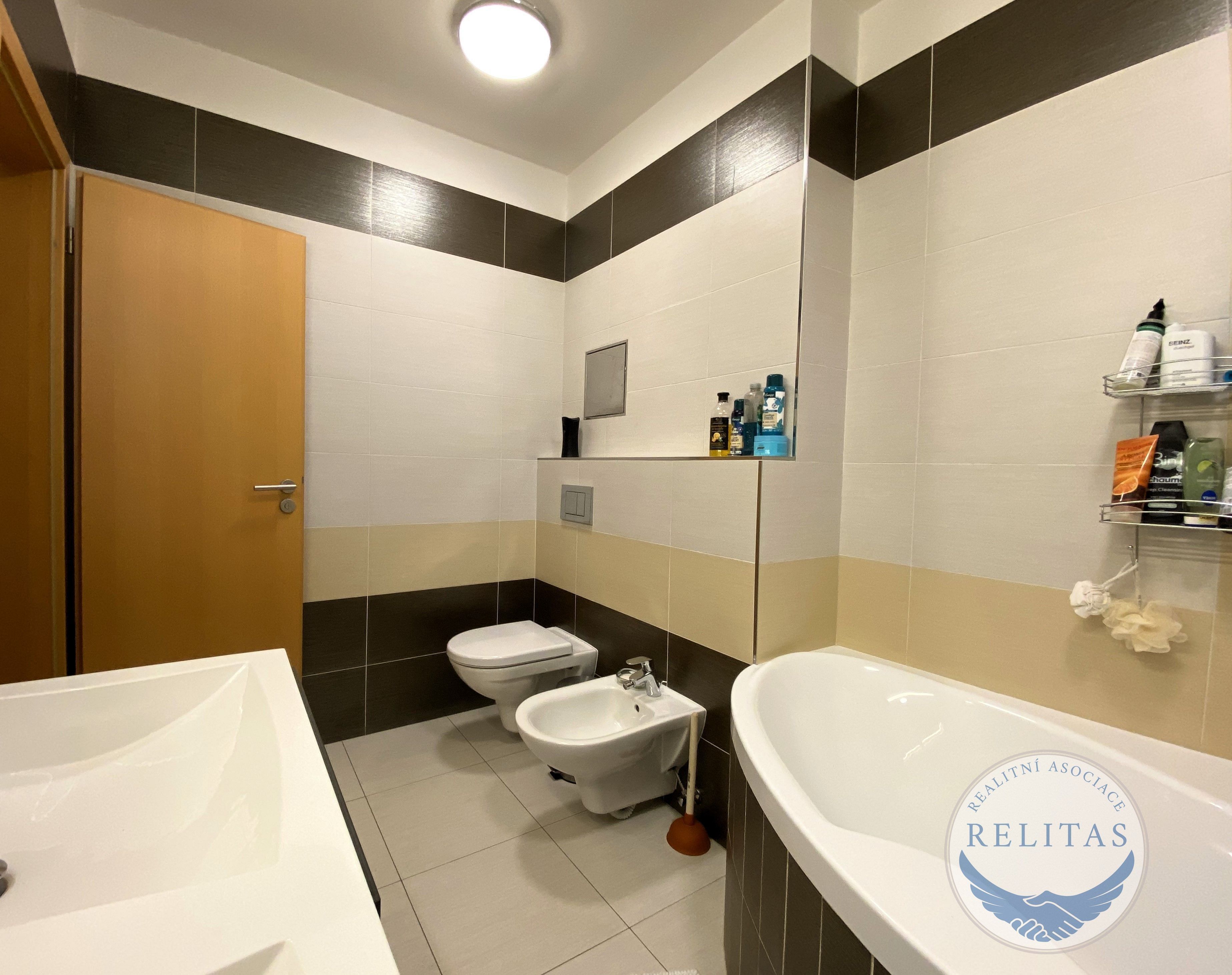Prodej rodinný dům - U svahu, Praha, 180 m²