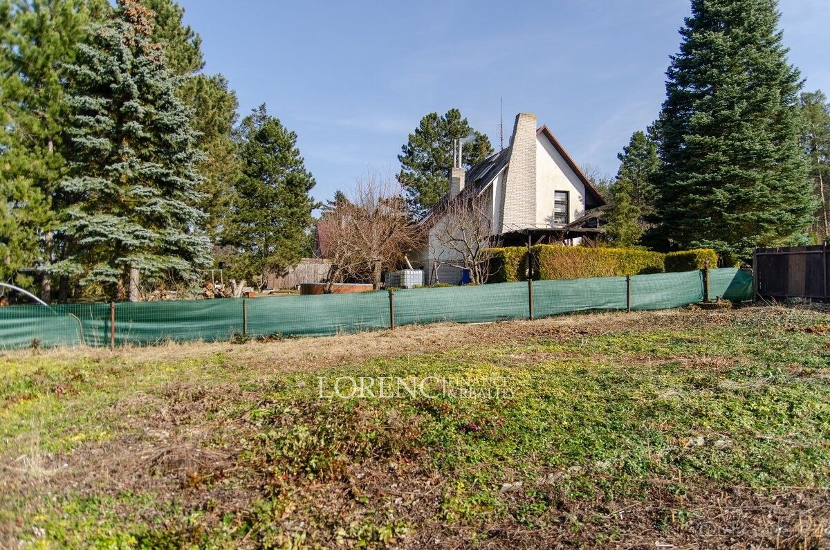 Zahrady, Unhošť, 273 51, 600 m²