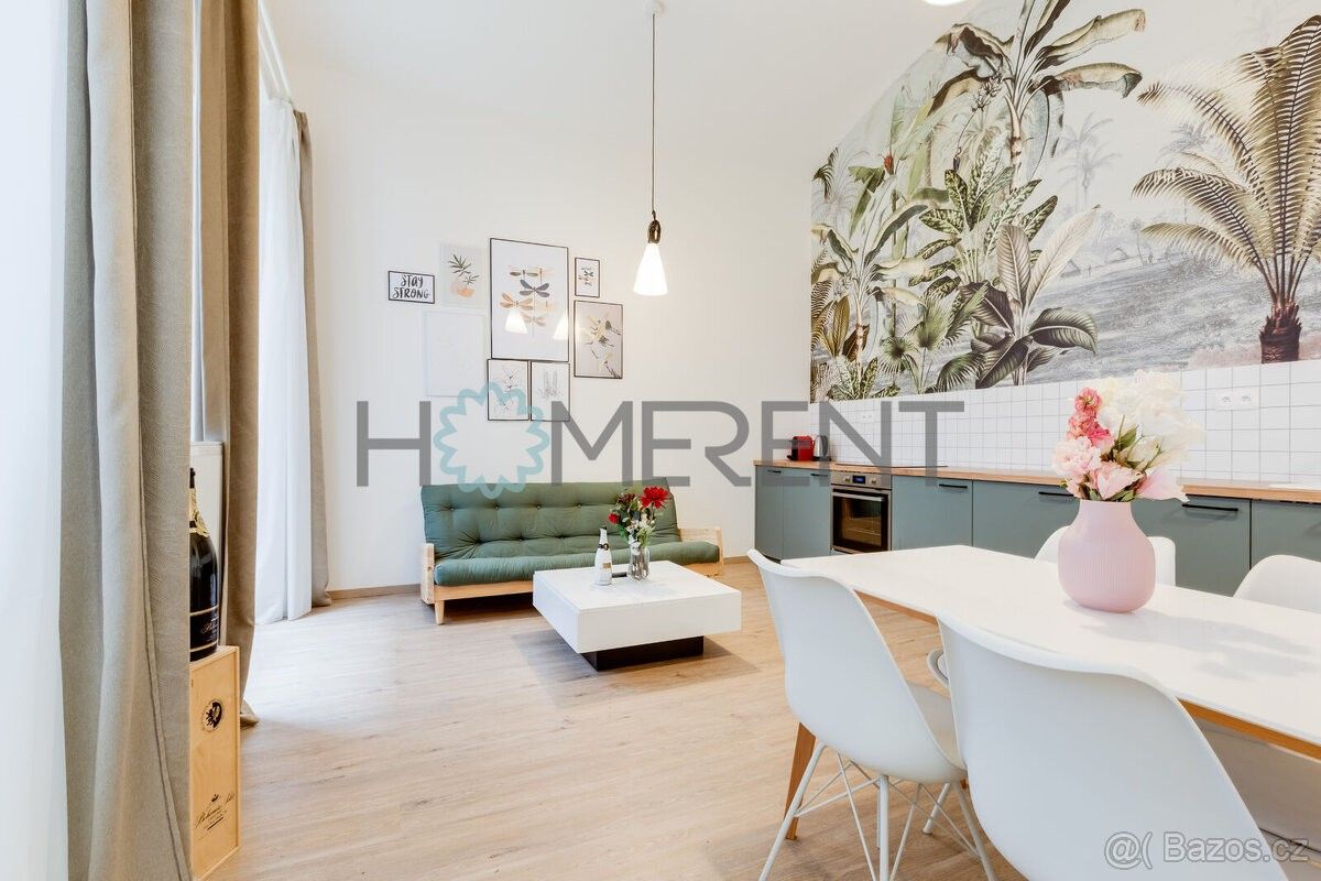 2+kk, Praha, 186 00, 53 m²