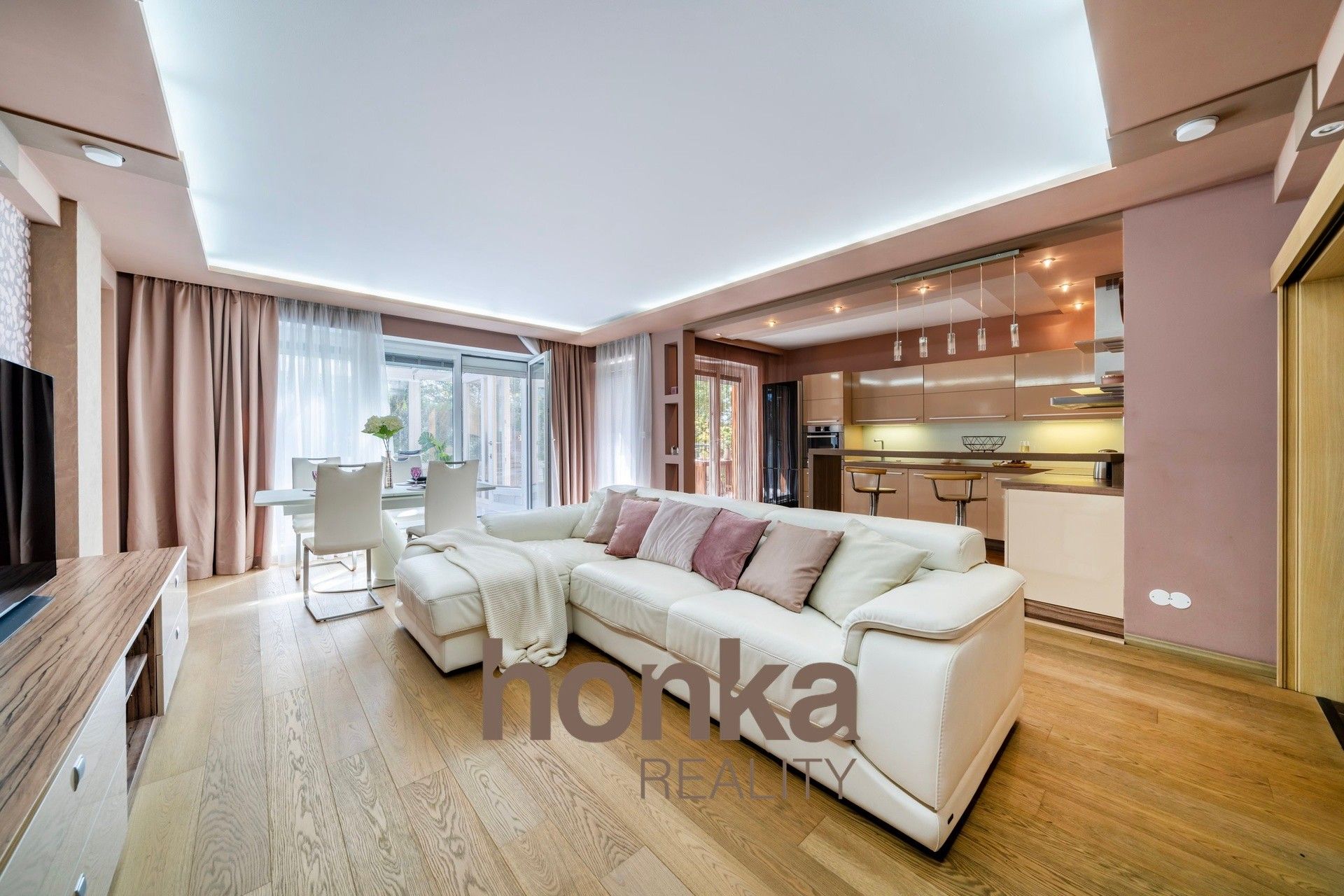 3+kk, Hyacintová, Praha, 164 m²