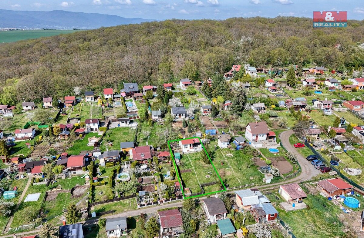 Zahrady, Údlice, 431 41, 371 m²