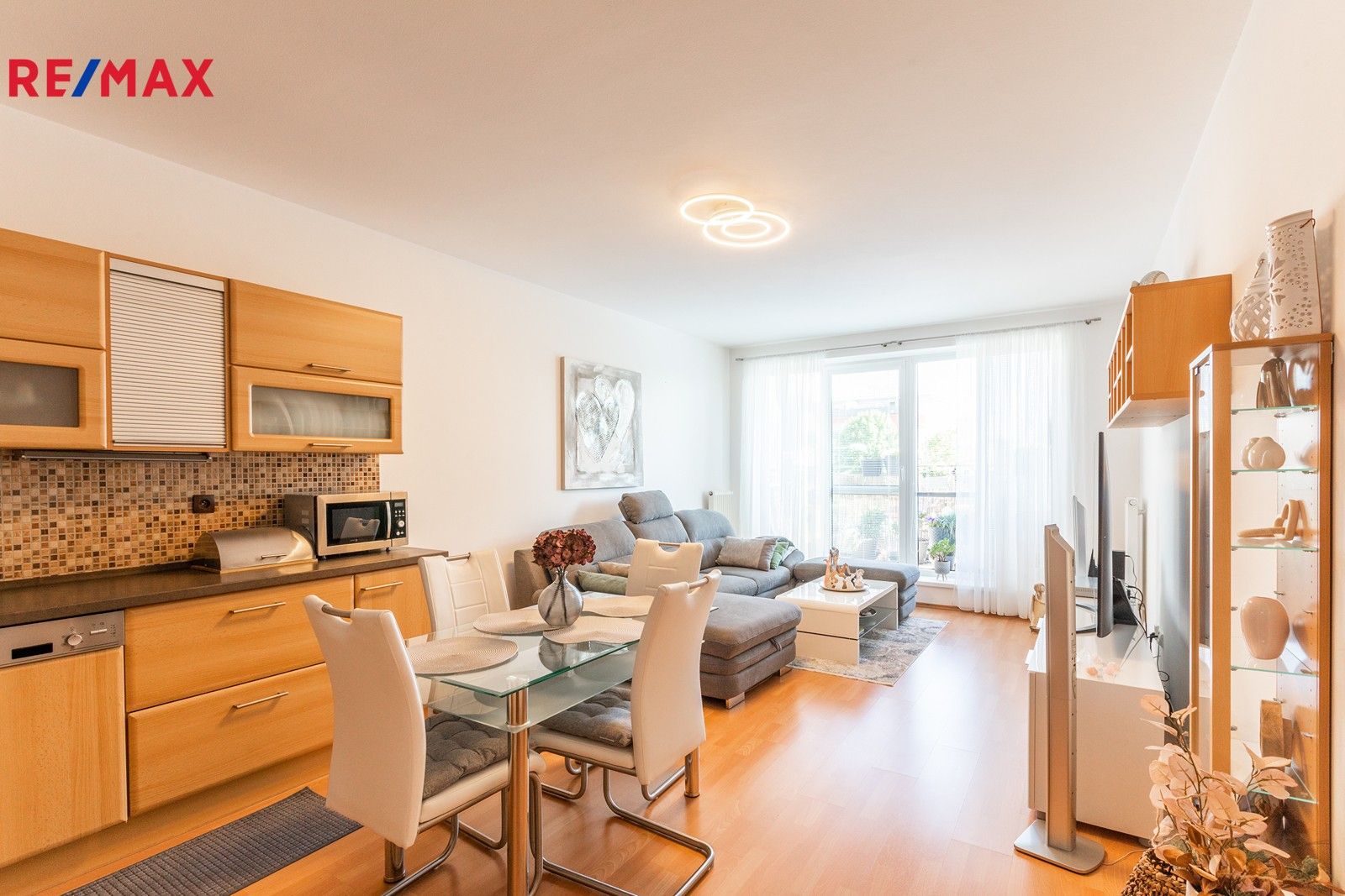 3+kk, Mlázovická, Praha, 76 m²