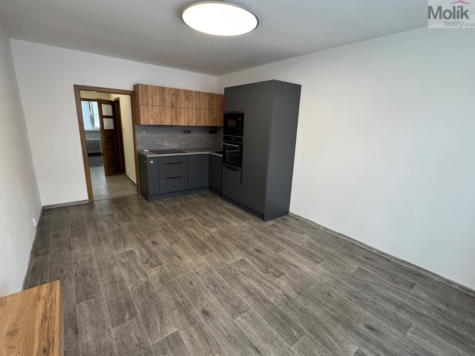 Pronájem byt 3+kk - Vítězslava Nezvala, Most, 55 m²