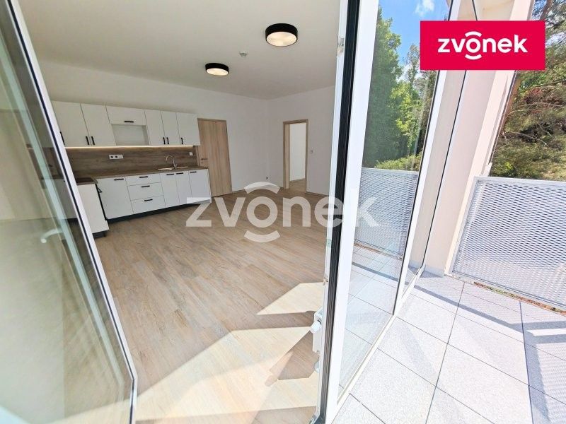 2+kk, Moravní, Otrokovice, 56 m²