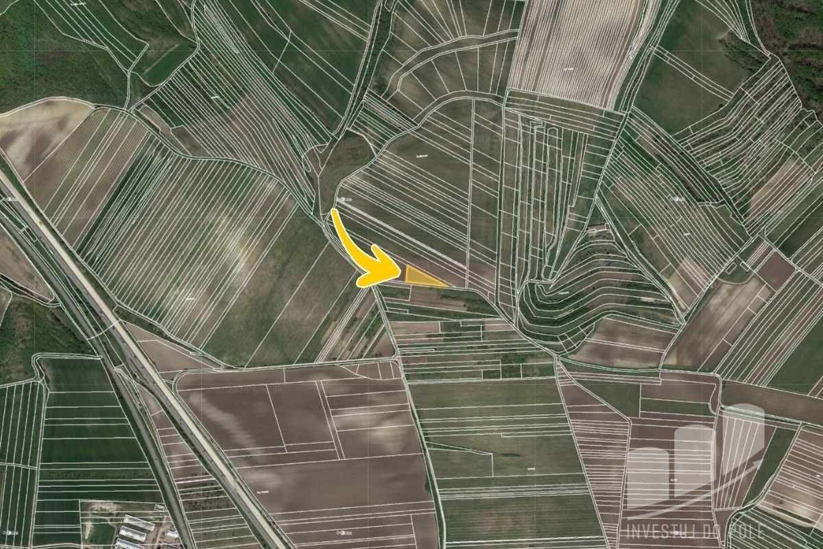 Prodej zemědělský pozemek - Starovičky, 2 007 m²