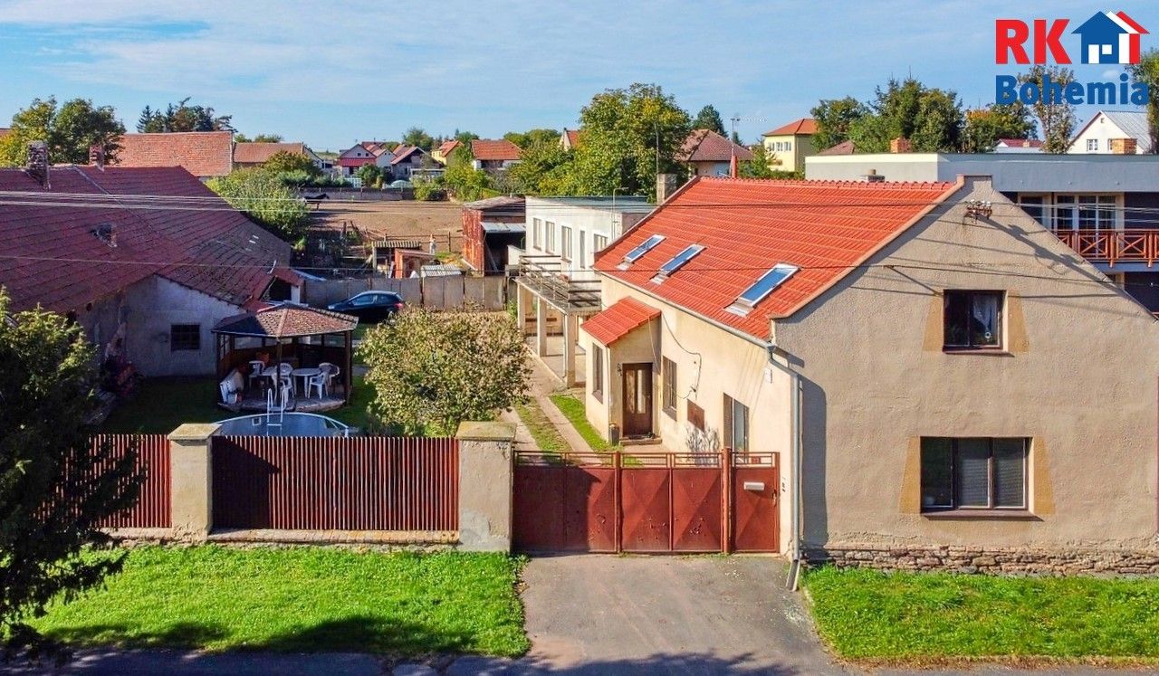 Prodej rodinný dům - Bylany, Chrášťany, 218 m²