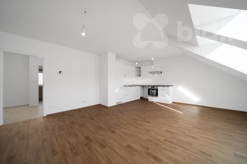 2+kk, Habrmanova, Hradec Králové, 58 m²