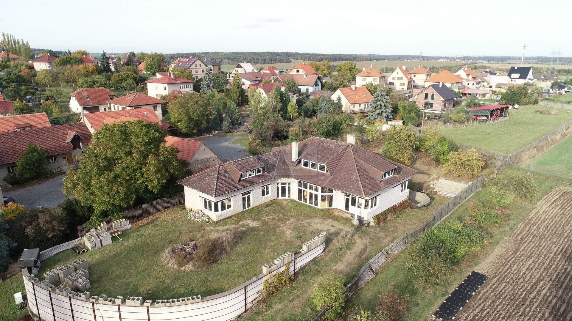 Ostatní, V Zátiší, Lhota, 1 125 m²