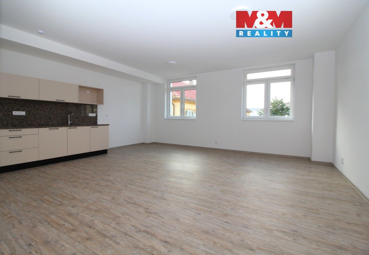 2+kk, 17. listopadu, Týniště nad Orlicí, 80 m²