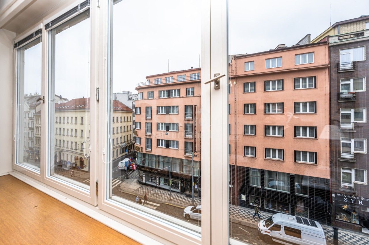 Pronájem byt 3+kk - Františka Křížka, Praha, 82 m²