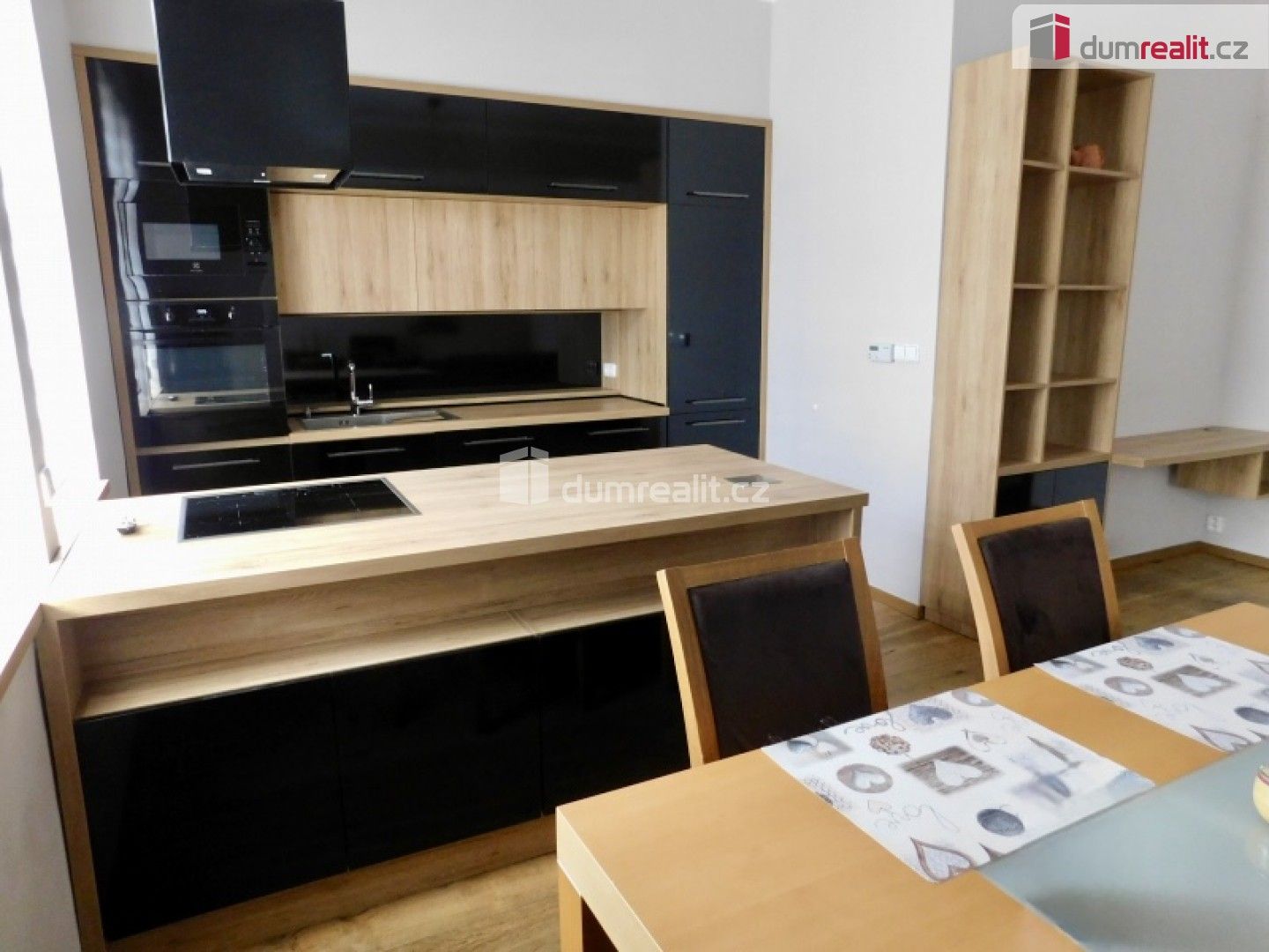 Pronájem byt 2+kk - Blatenská, Chomutov, 78 m²