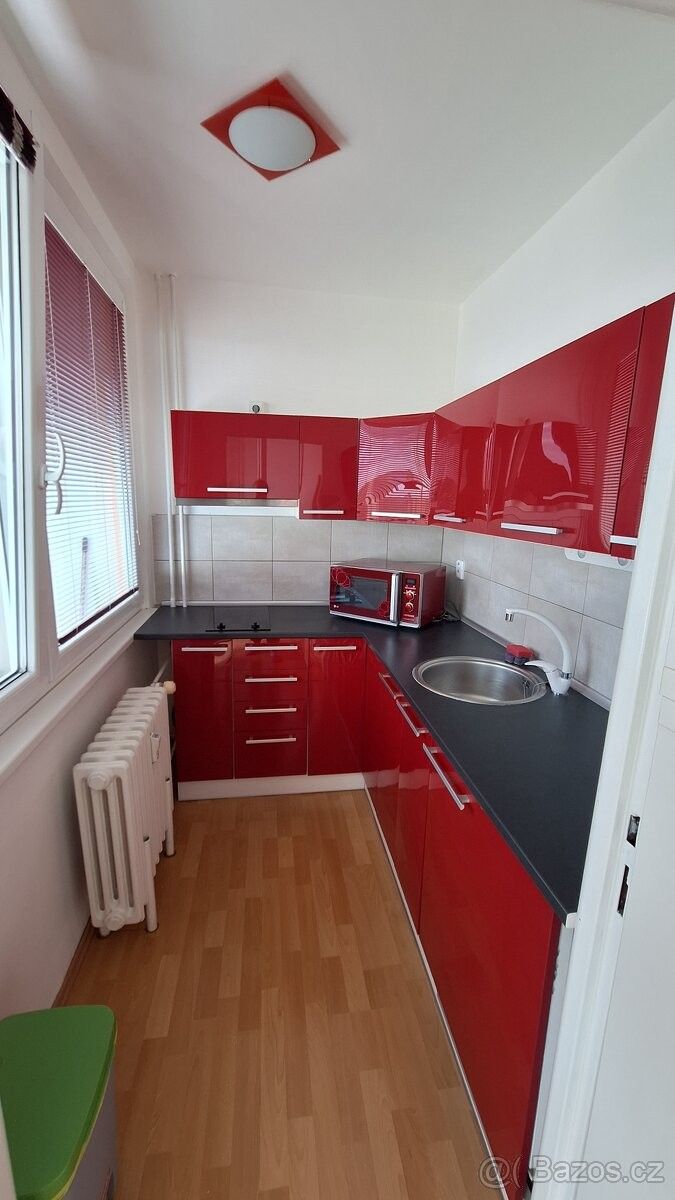 Pronájem byt 1+kk - Hradec Králové, 500 03, 35 m²