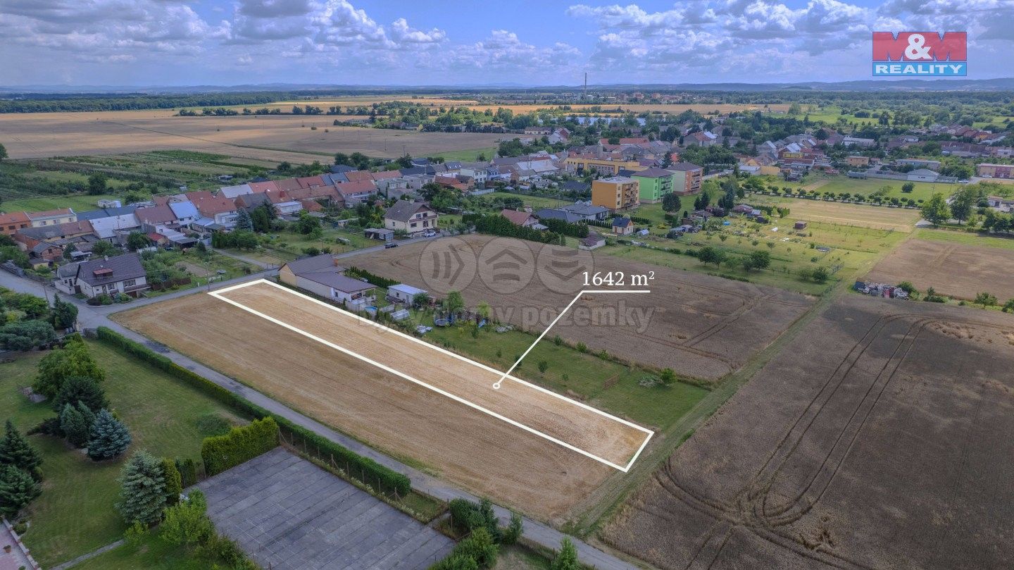 Pozemky pro bydlení, Záříčí, 1 642 m²