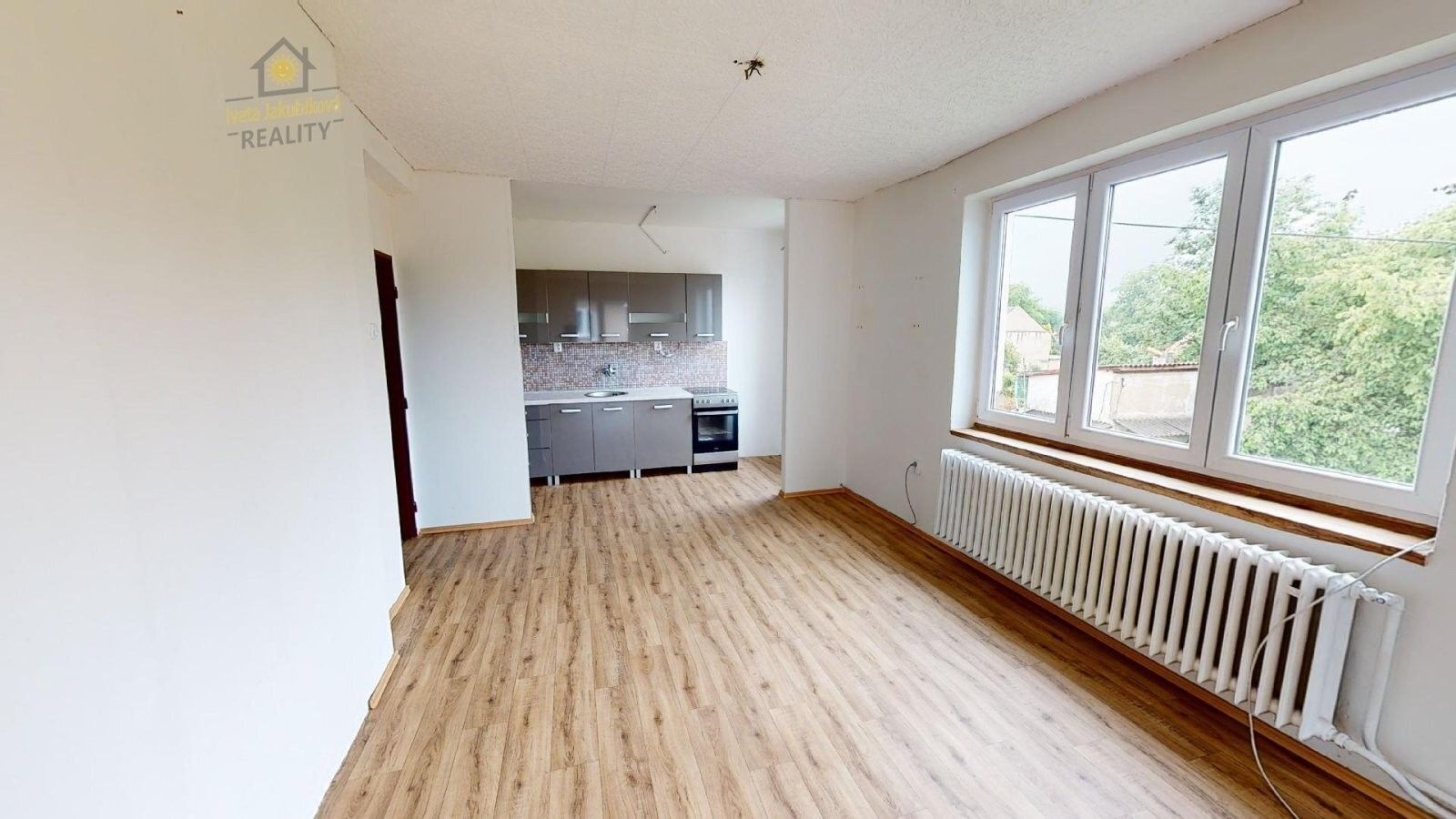 Prodej byt 3+kk - Průjezdní, Mělnické Vtelno, 77 m²