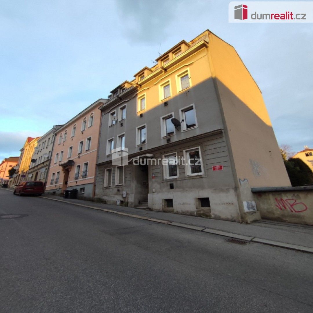 Činžovní domy, Lipová, Děčín, 355 m²