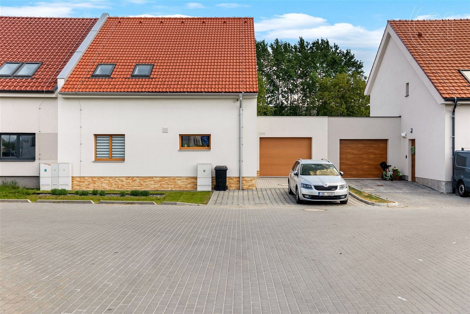 Ostatní, Hrušky, 173 m²