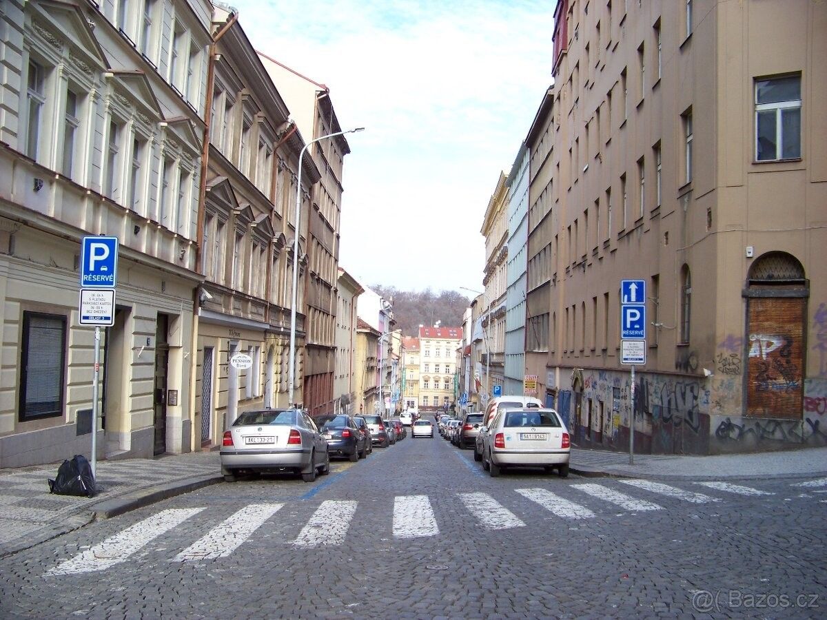 Ostatní, Praha, 130 00, 715 m²