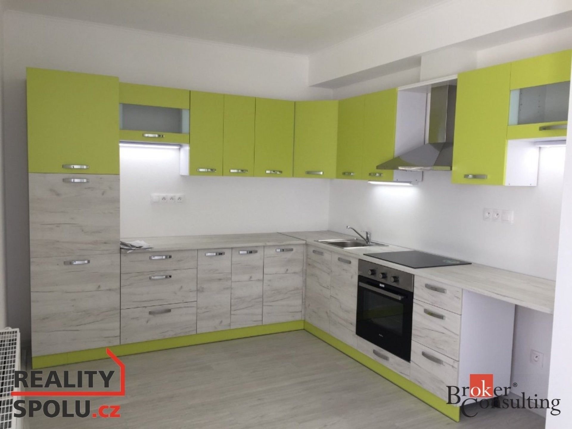 3+kk, Dubová, Karlovy Vary, 53 m²