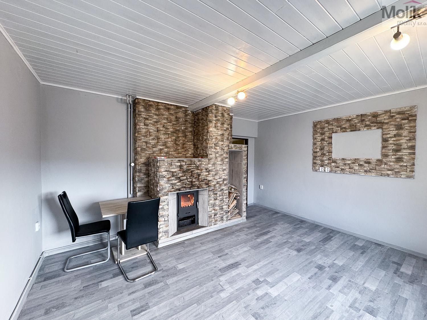 Prodej rodinný dům - Hradiště, Bžany, 110 m²
