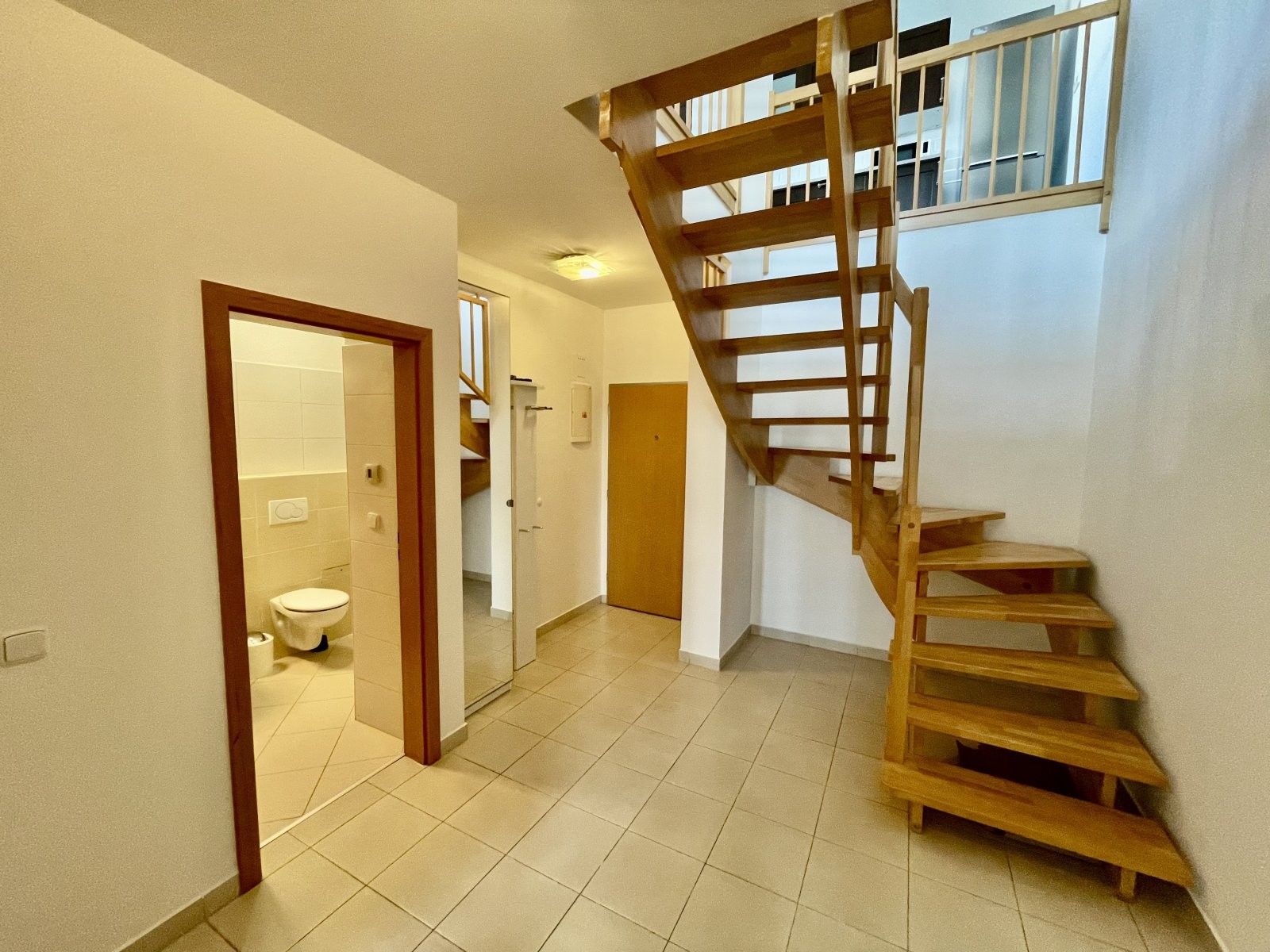 3+kk, Petržílkova, Praha, 84 m²
