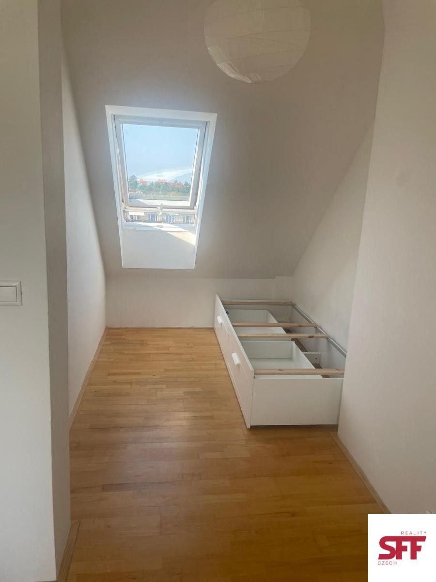 Byty, Za Pohořelcem, Praha, 15 m²
