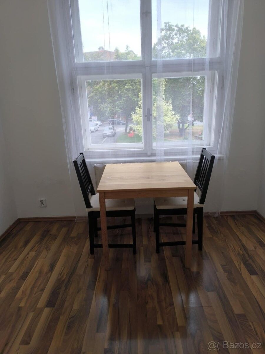 Ostatní, Praha, 147 00, 50 m²