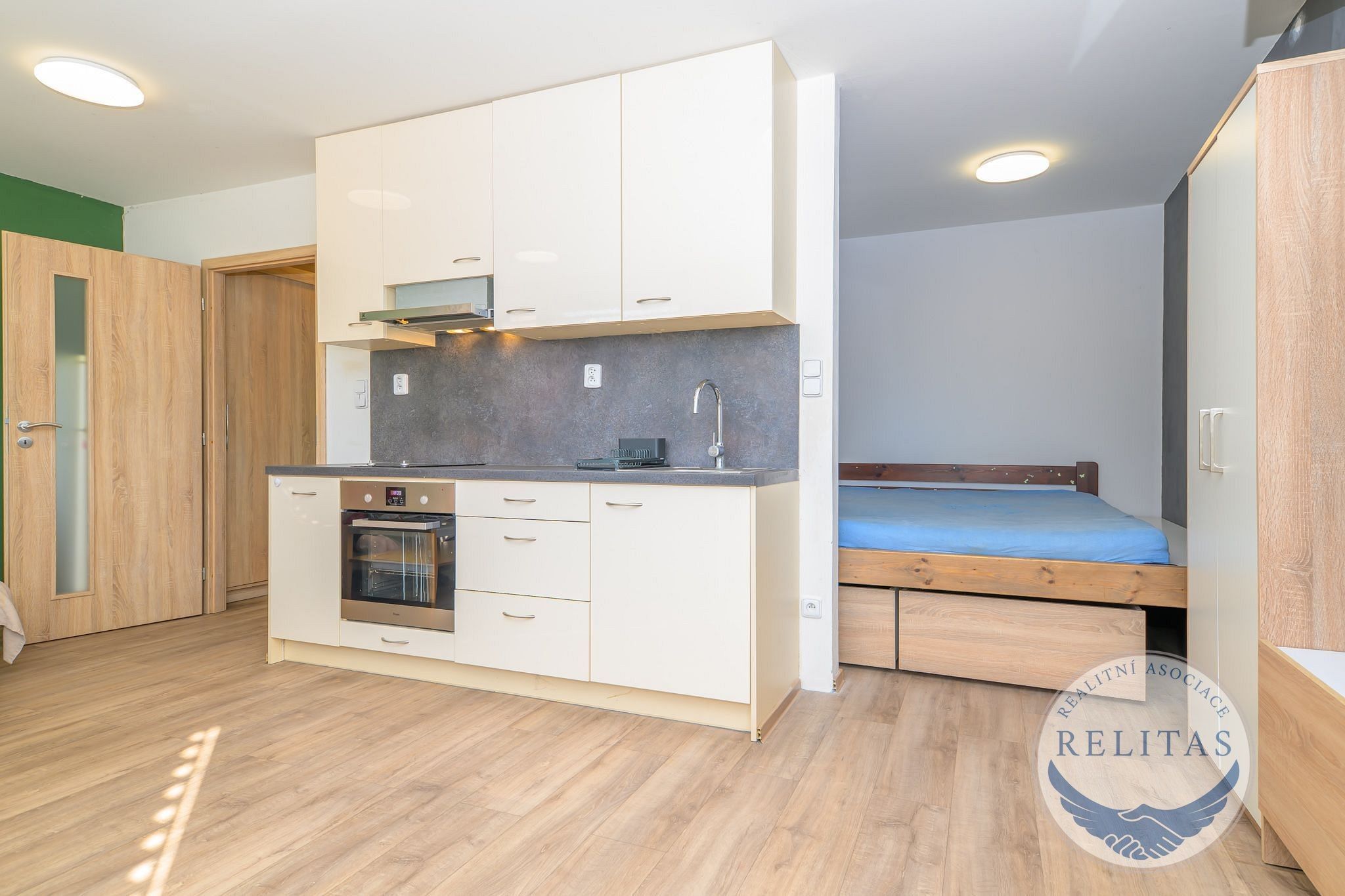 1+kk, U Děkanky, Praha, 35 m²