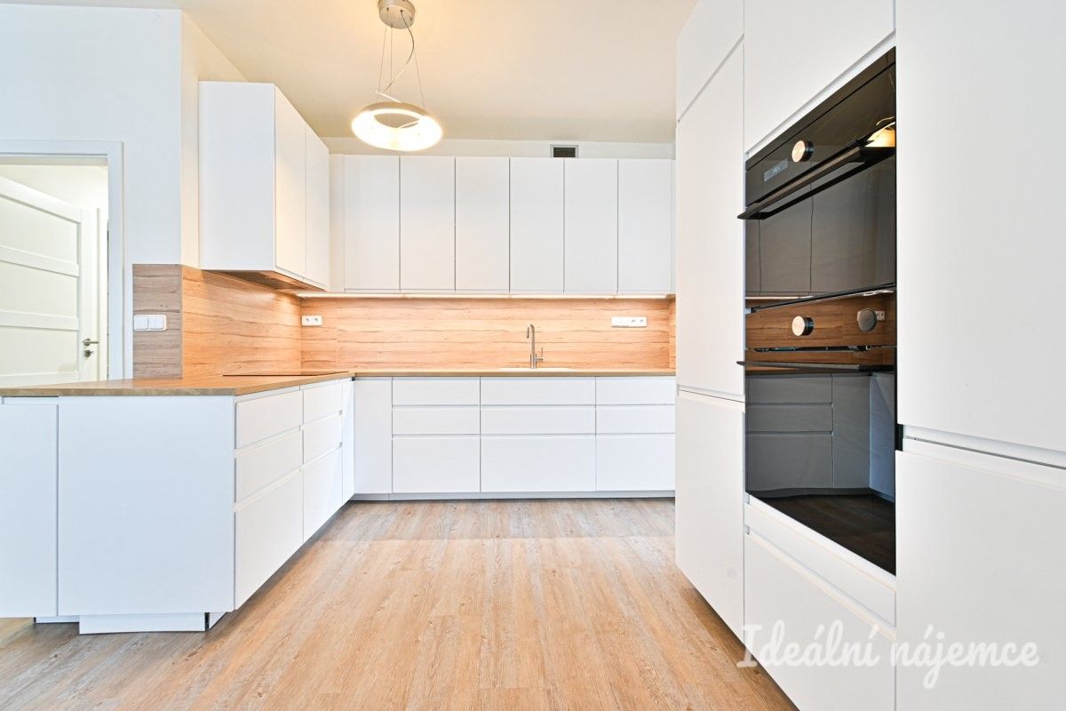 4+kk, Křenová, Brno, 99 m²