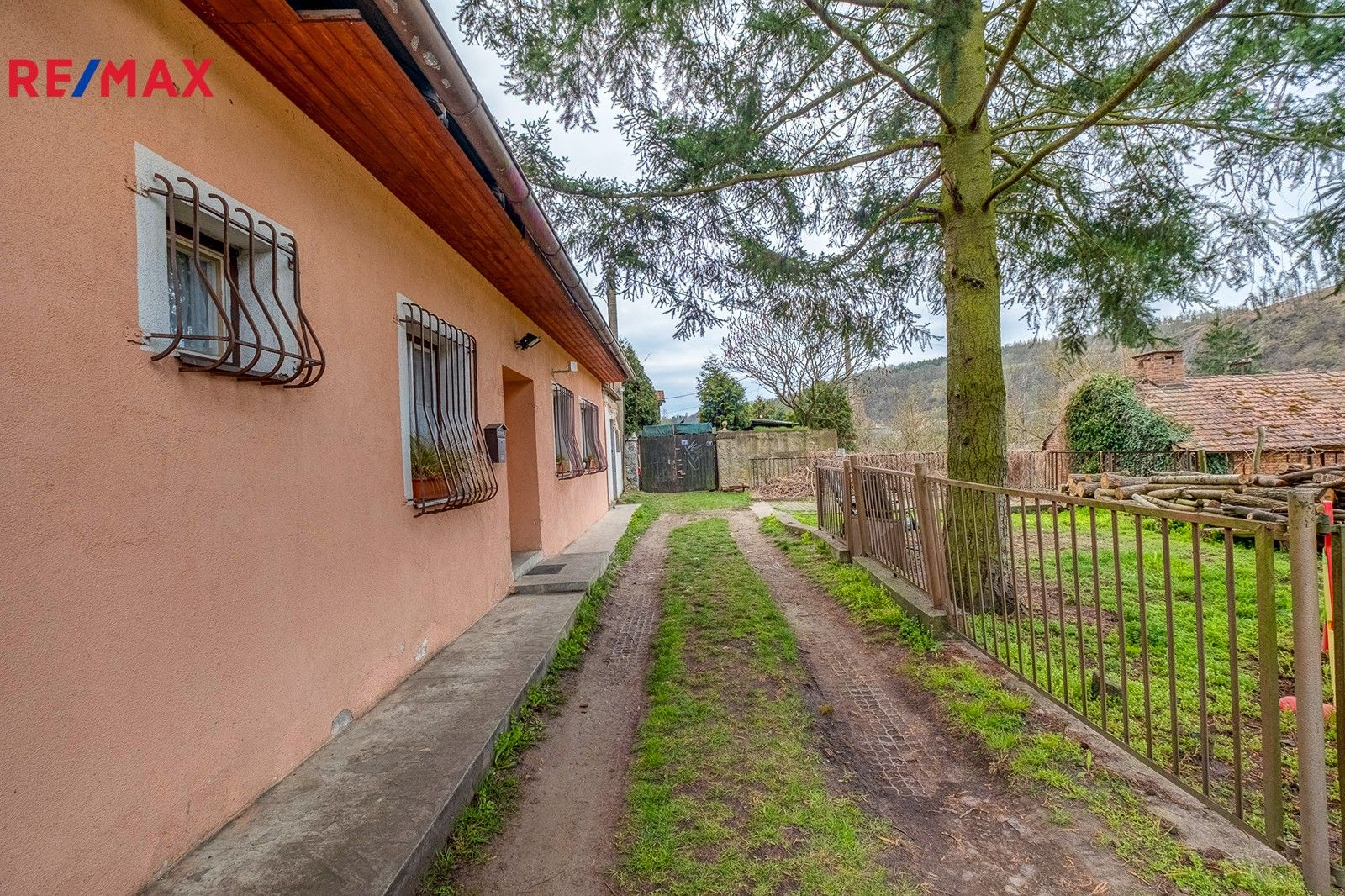 Ostatní, K Zastávce, Vrané nad Vltavou, 60 m²