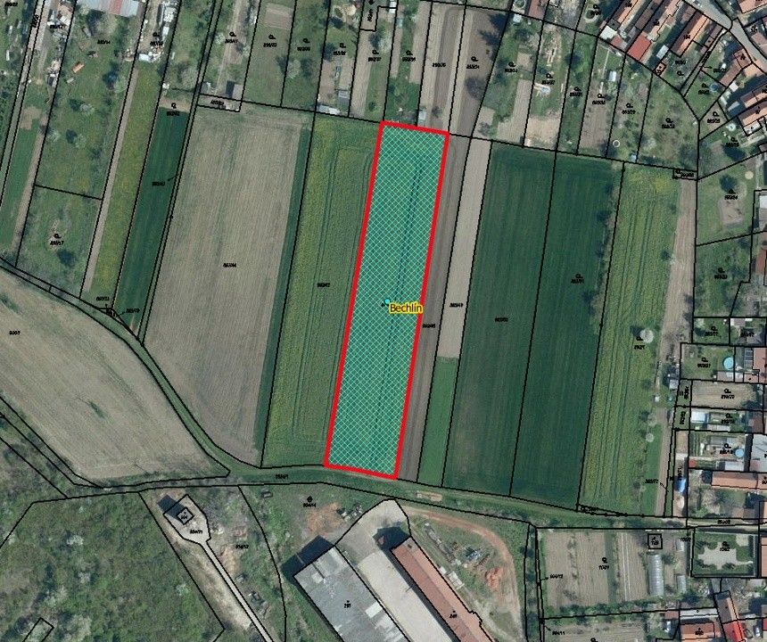 Zahrady, Bechlín, 4 969 m²