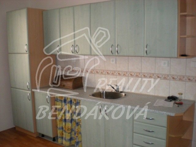 2+1, Pardubice, 530 02, 70 m²