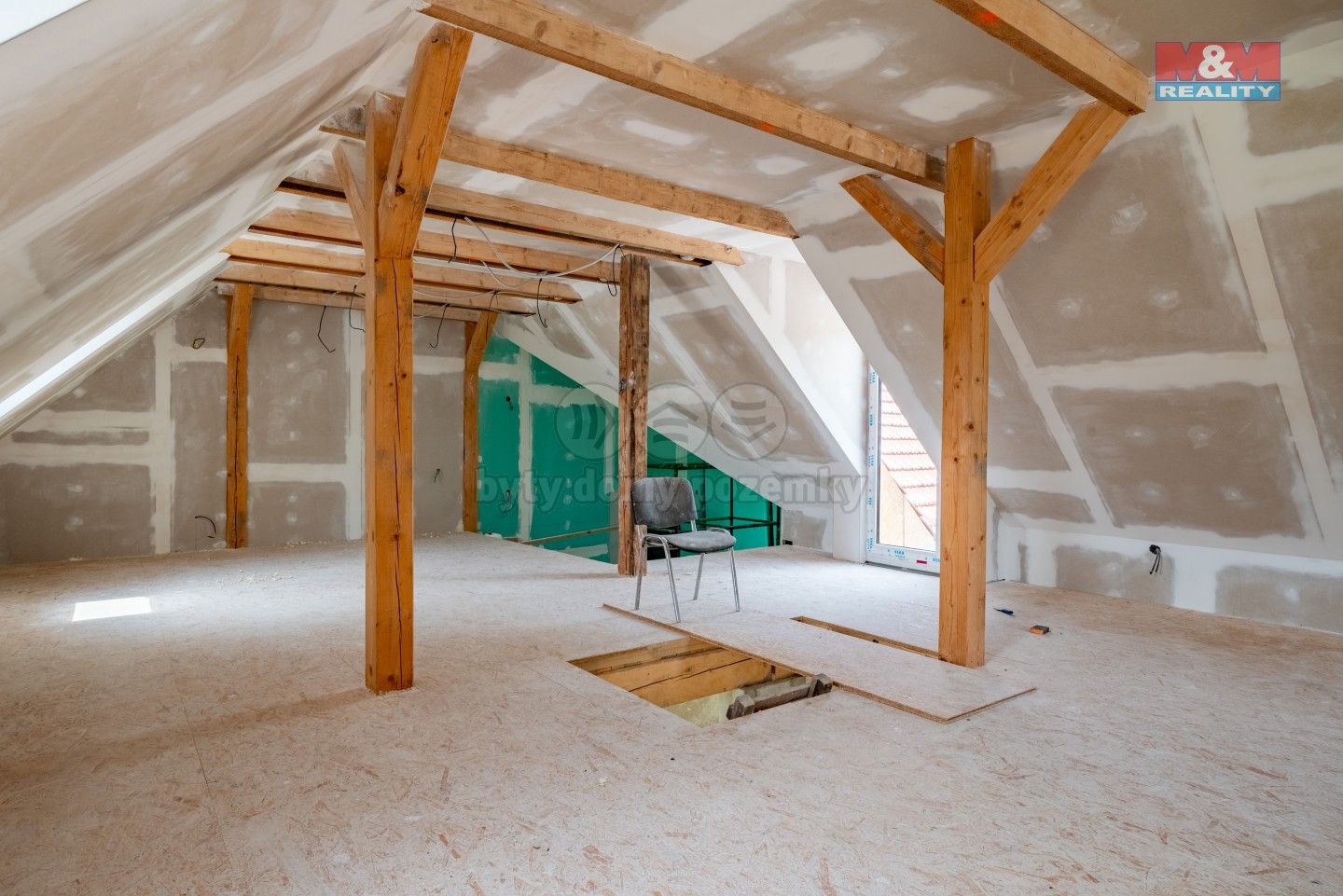 Prodej rodinný dům - V Domkách, Horní Planá, 264 m²