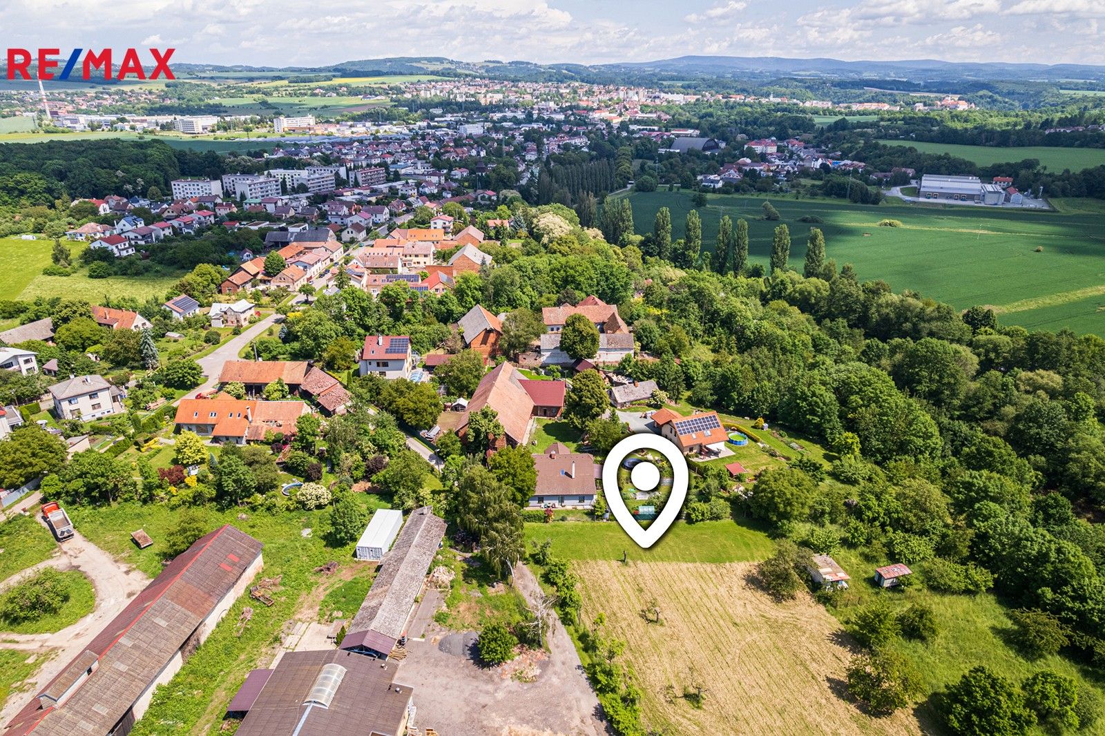 Pozemky pro bydlení, Nové Město nad Metují, 978 m²