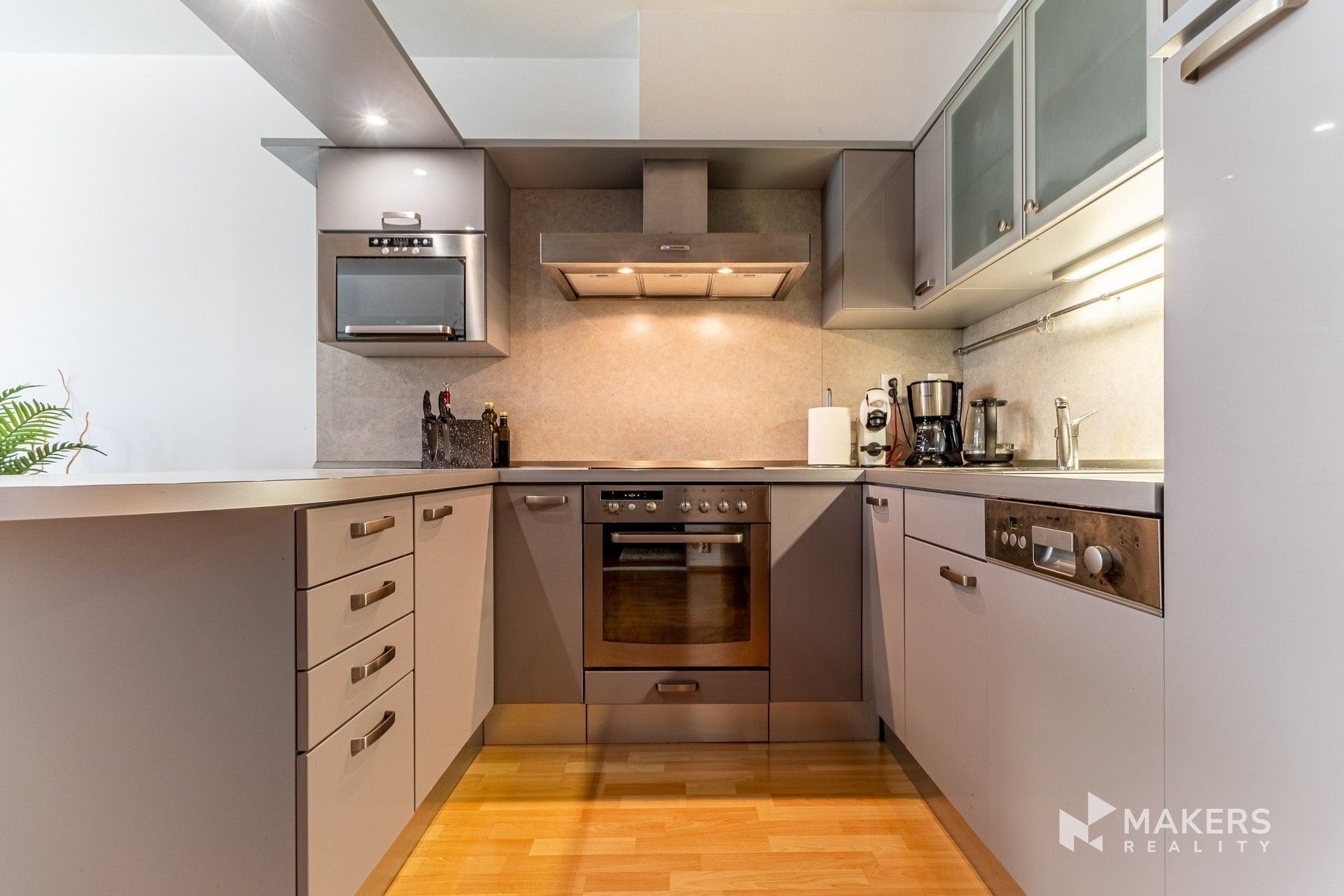 2+kk, Jeremenkova, Praha, 63 m²
