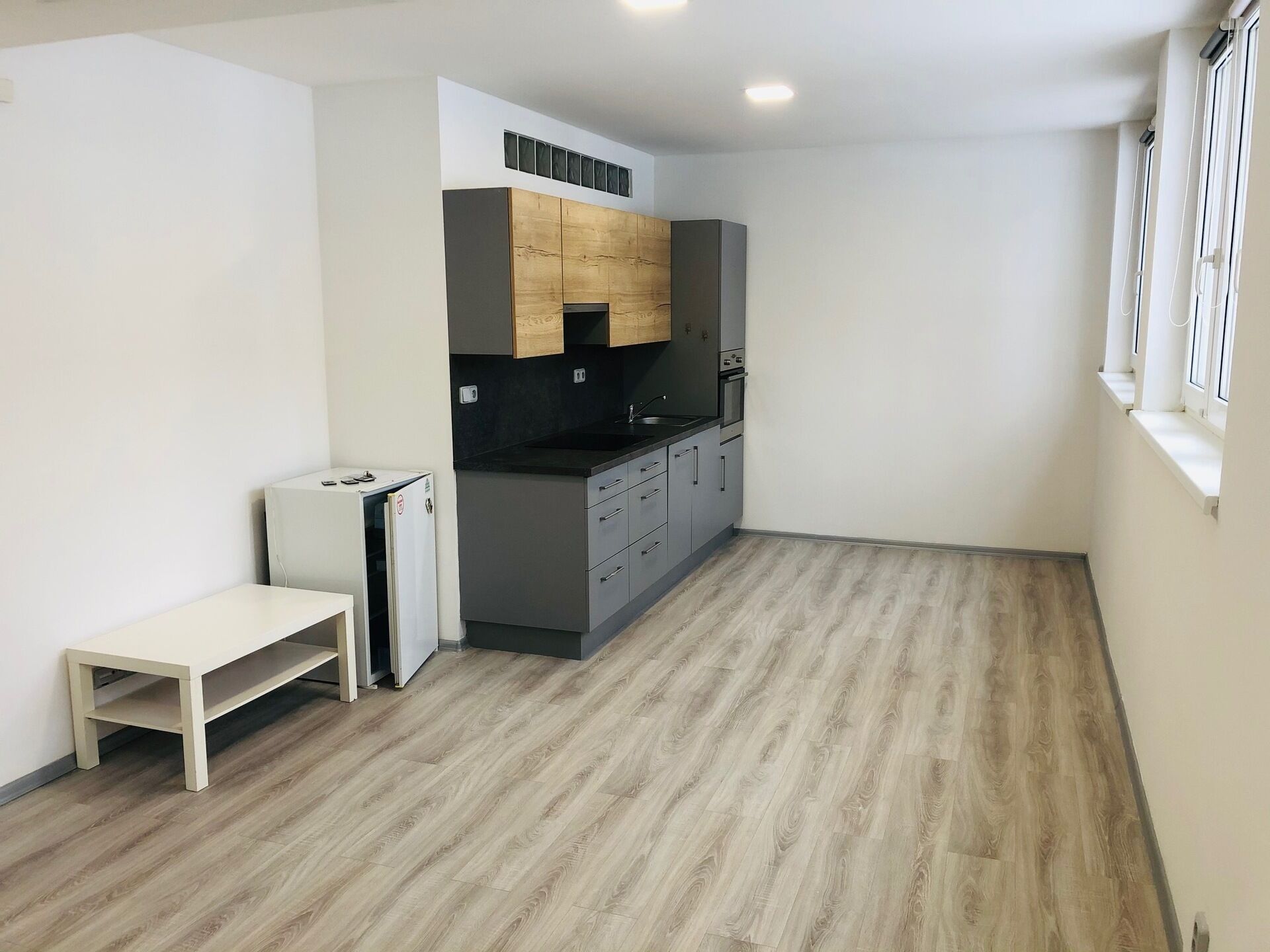 Pronájem byt 2+kk - Moskevská, Kladno, 51 m²