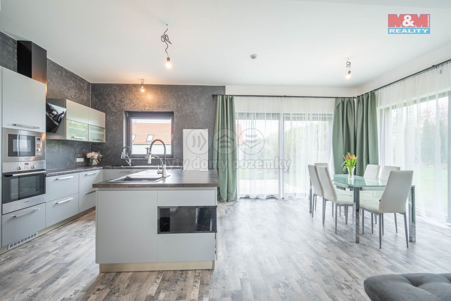 Prodej rodinný dům - Zichovec, 137 m²