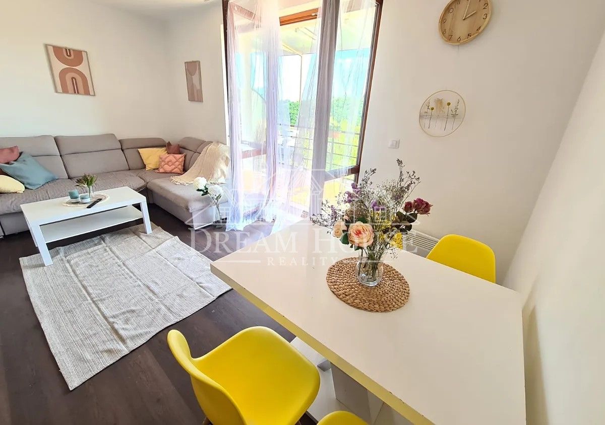 Pronájem byt 2+kk - Mošnova, Praha, 79 m²