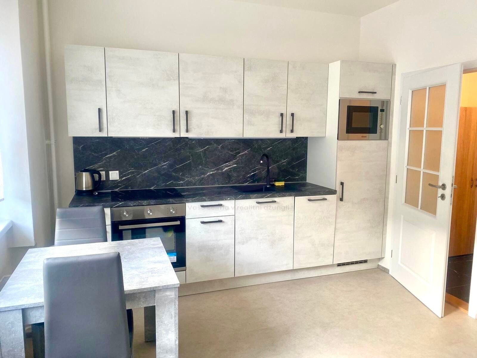 1+kk, třída Dukelských hrdinů, Jáchymov, 25 m²