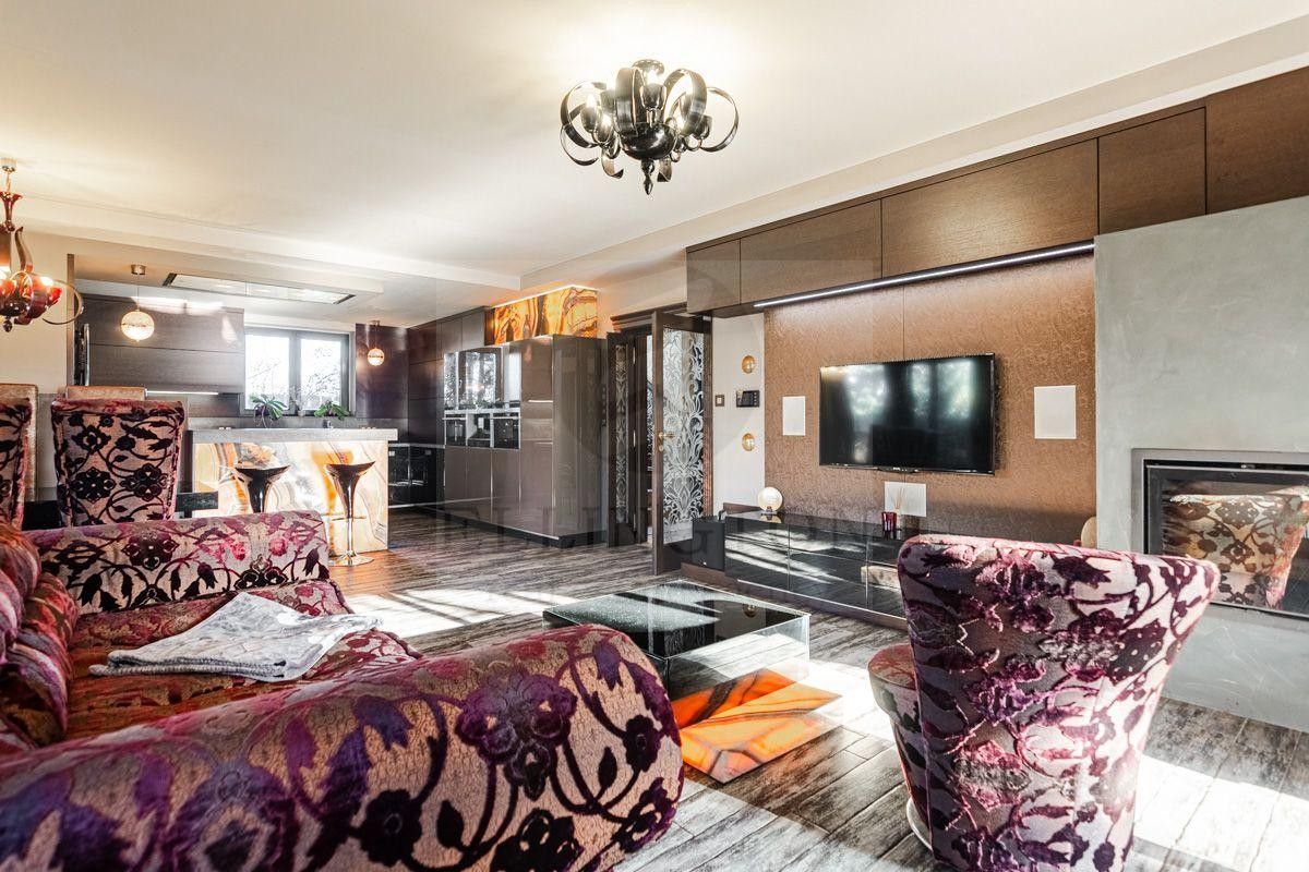 Rodinné domy, K Tuchoměřicům, Praha, 340 m²