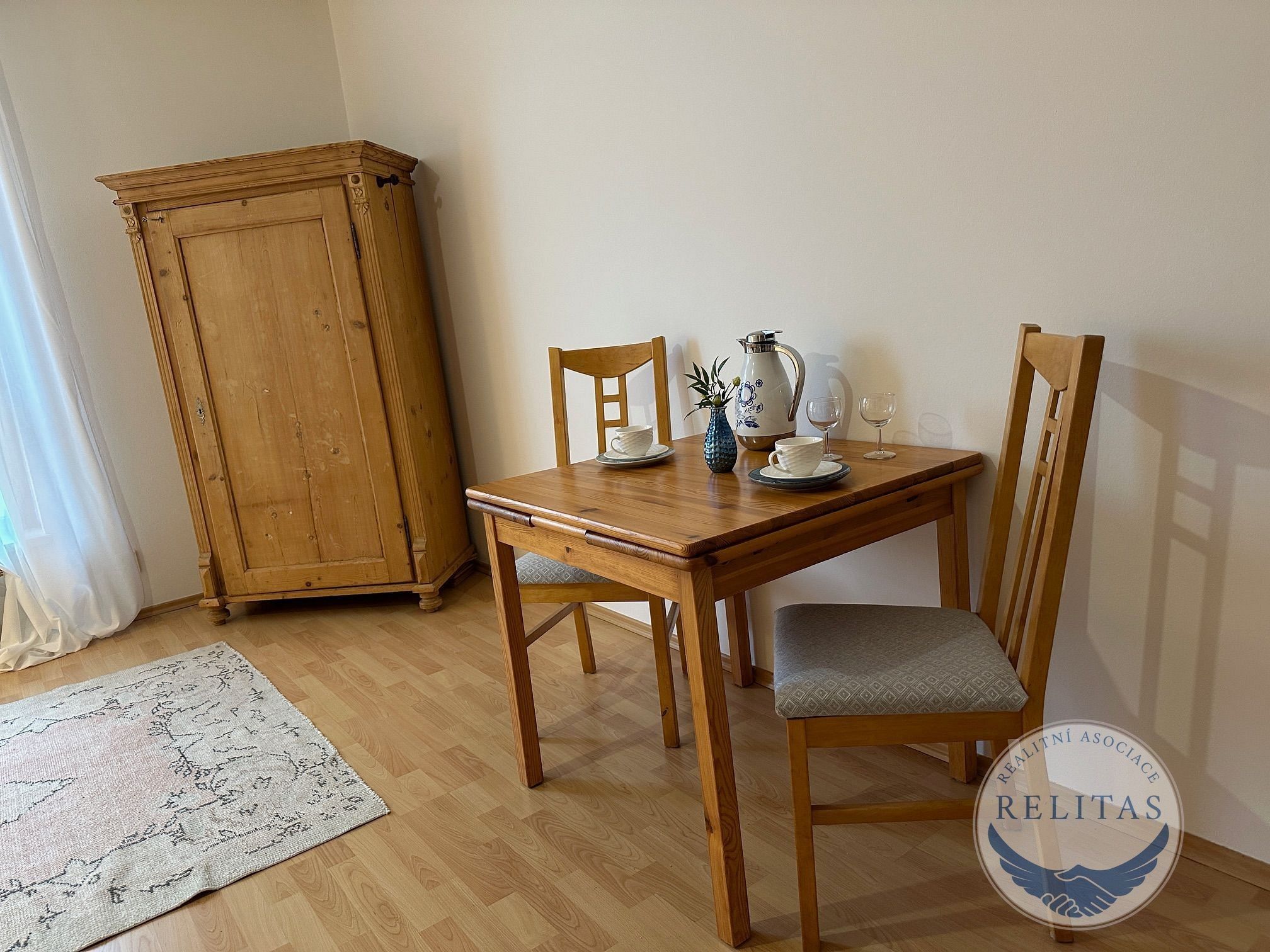Pronájem byt 1+kk - Zimní, Hostivice, 31 m²