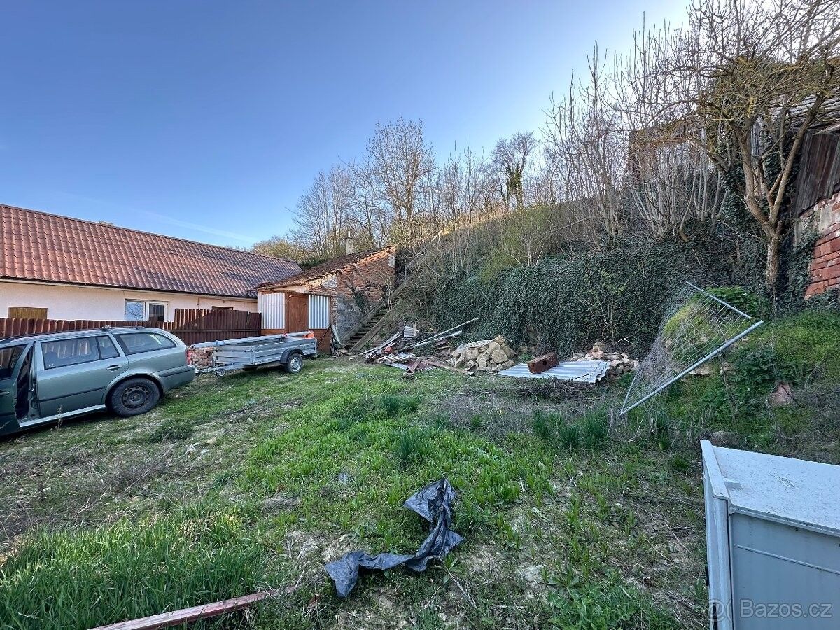 Prodej pozemek pro bydlení - Buchlovice, 687 08, 570 m²